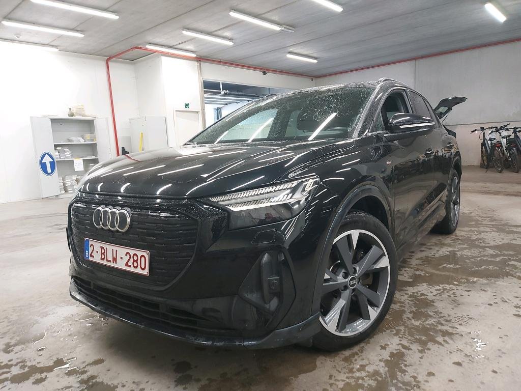Audi Q4 E-tron 40 S Line - Electric - Automatic - 204 hp - 132.174 km S Line