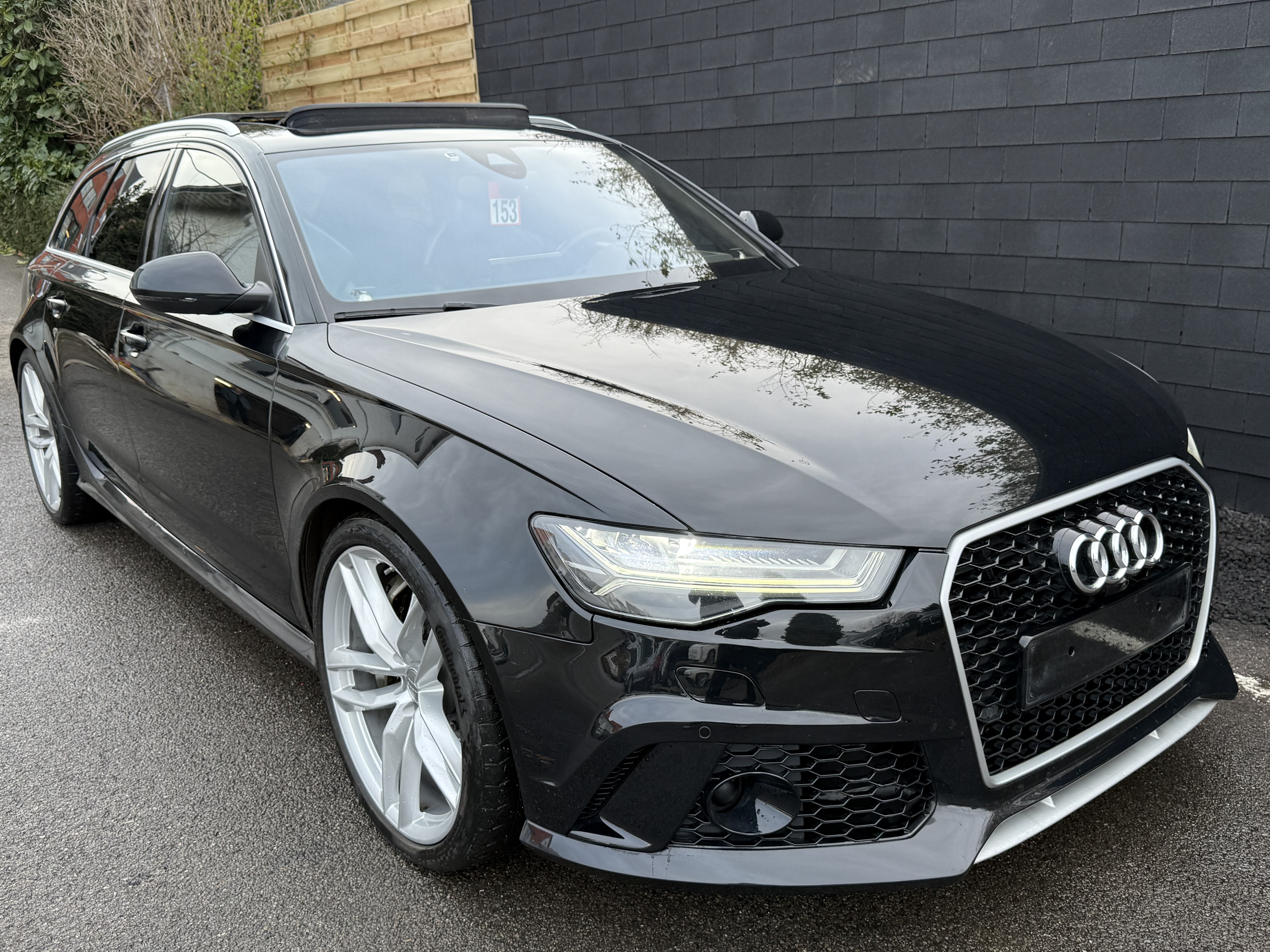 Audi RS6 Avant 4.0 TFSI - Quattro - Petrol - Automatic - 560 hp - 247.495 km 