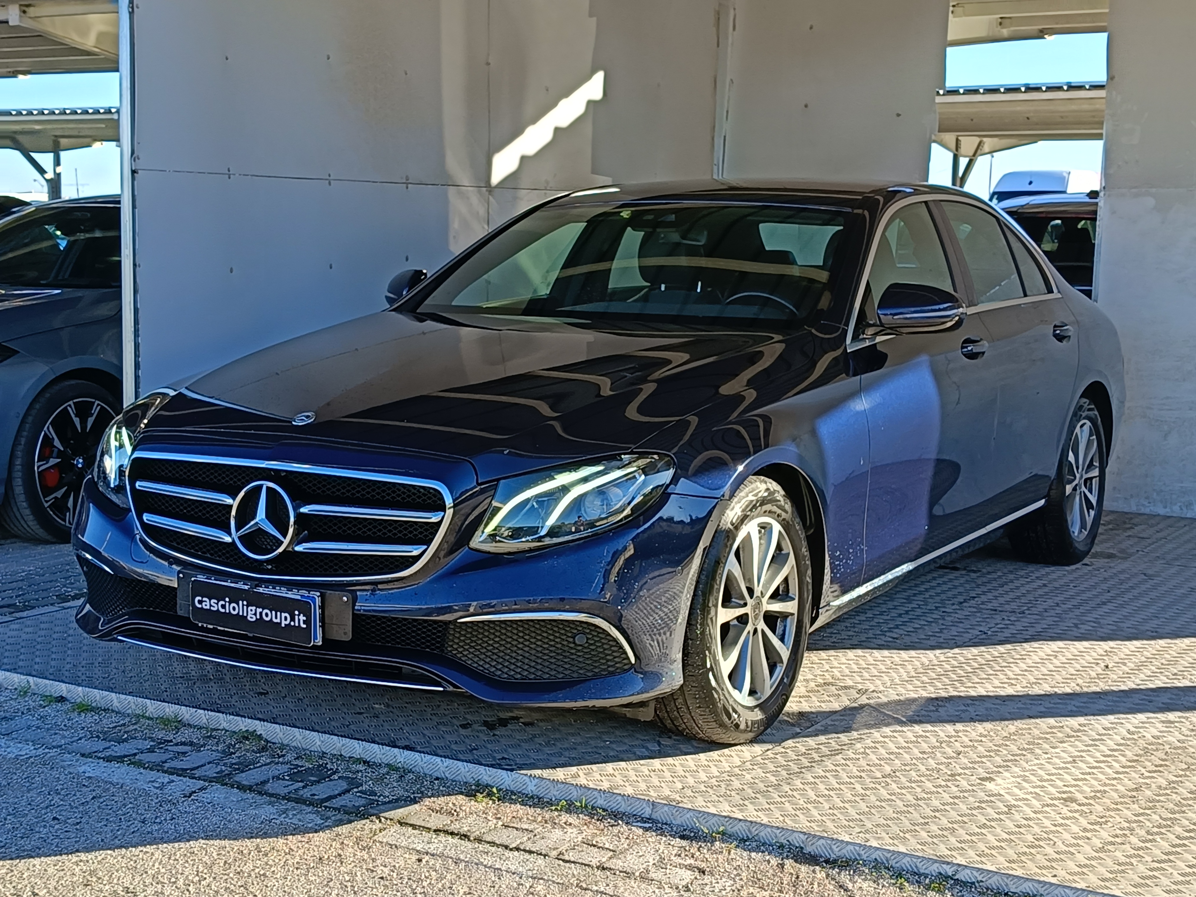 Mercedes-Benz E 220d Premium Plus - 4-Matic - Diesel - Automatic - 194 hp - 379.758 km Premium Plus
