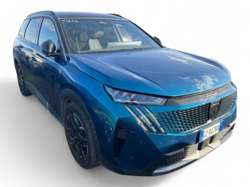 Peugeot 5008 GT - Petrol - Automatic - 136 hp - 11.542 km GT
