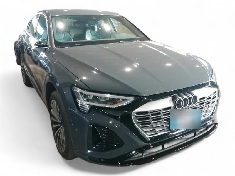 Audi Q8 E-tron Sportback 55 S Line - Quattro - Electric - Automatic - 408 hp - 28.909 km S Line