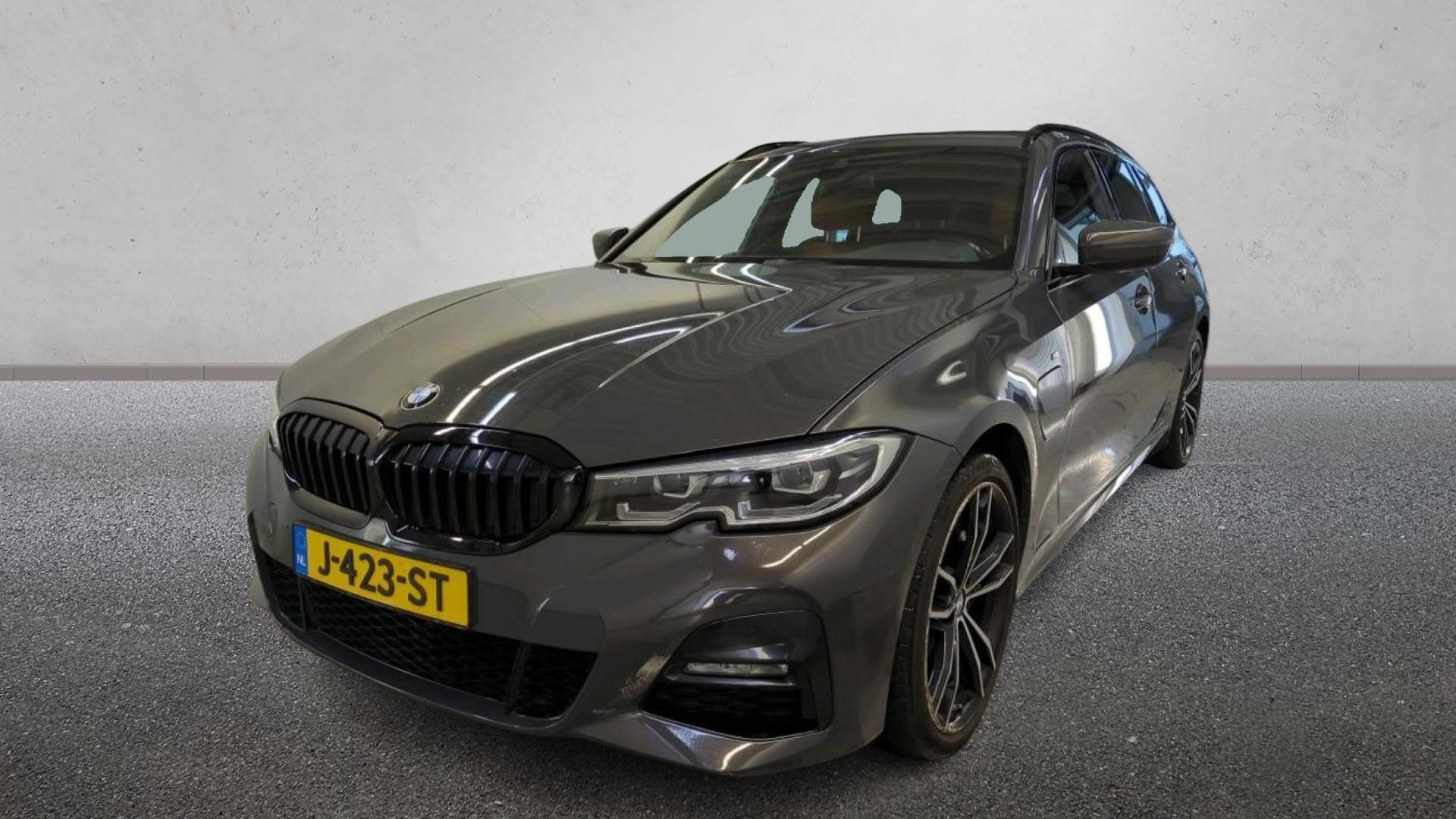 BMW 3 Series 330e M Sport - Hybrid - Automatic - 184 hp - 168.811 km
