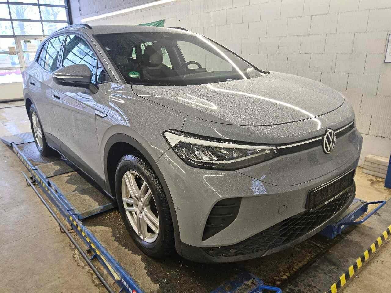 Volkswagen ID.4 Pure - Electric - Automatic - 170 hp - 38.606 km Pure