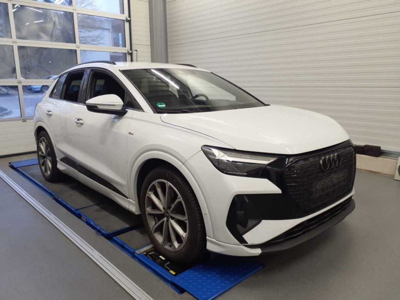 Audi Q4 E-tron 40 - Electric - Automatic - 204 hp - 58.395 km 