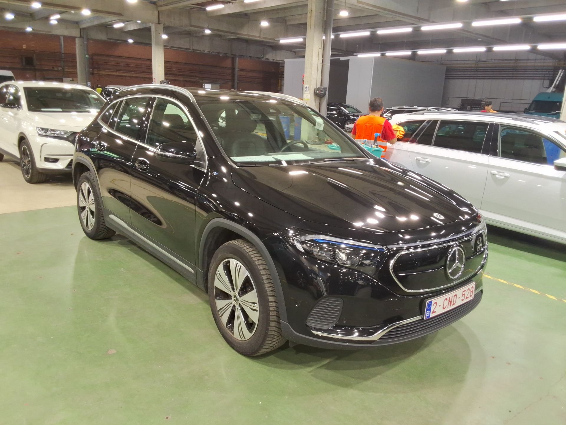 Mercedes-Benz EQA 250 Business Line - Electric - Automatic - 190 hp - 46.716 km Business Line