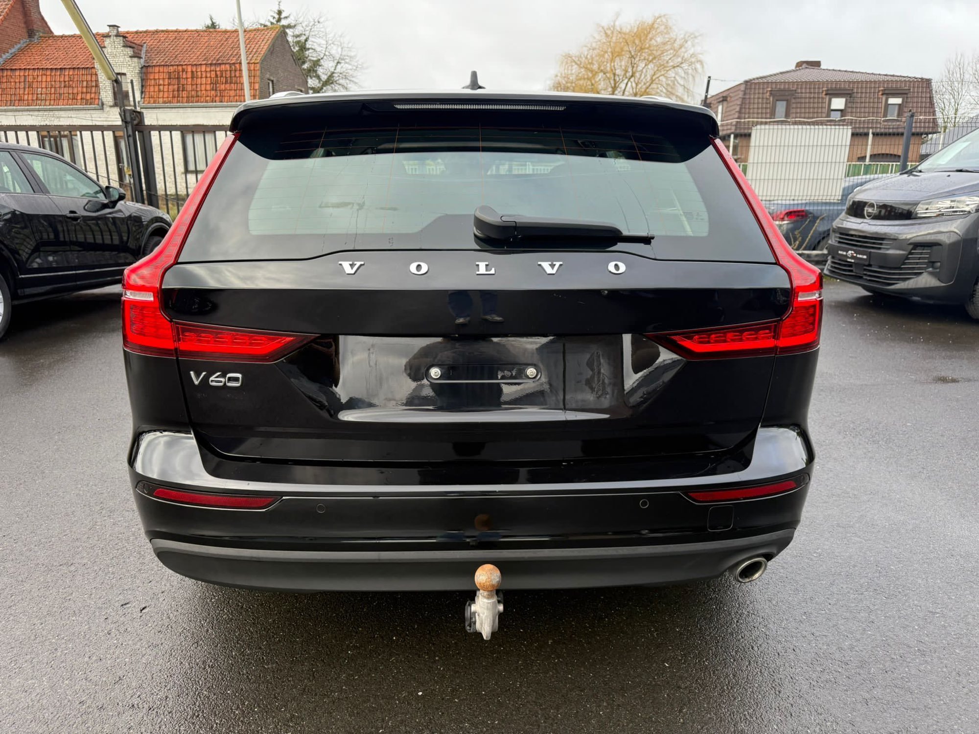 Volvo V60 2.0 - Diesel - Manual - 149 hp - 192.209 km