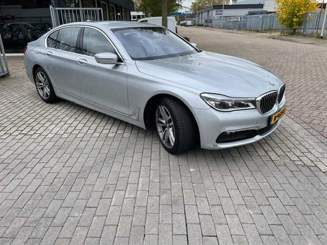 2016 BMW 7 Series   