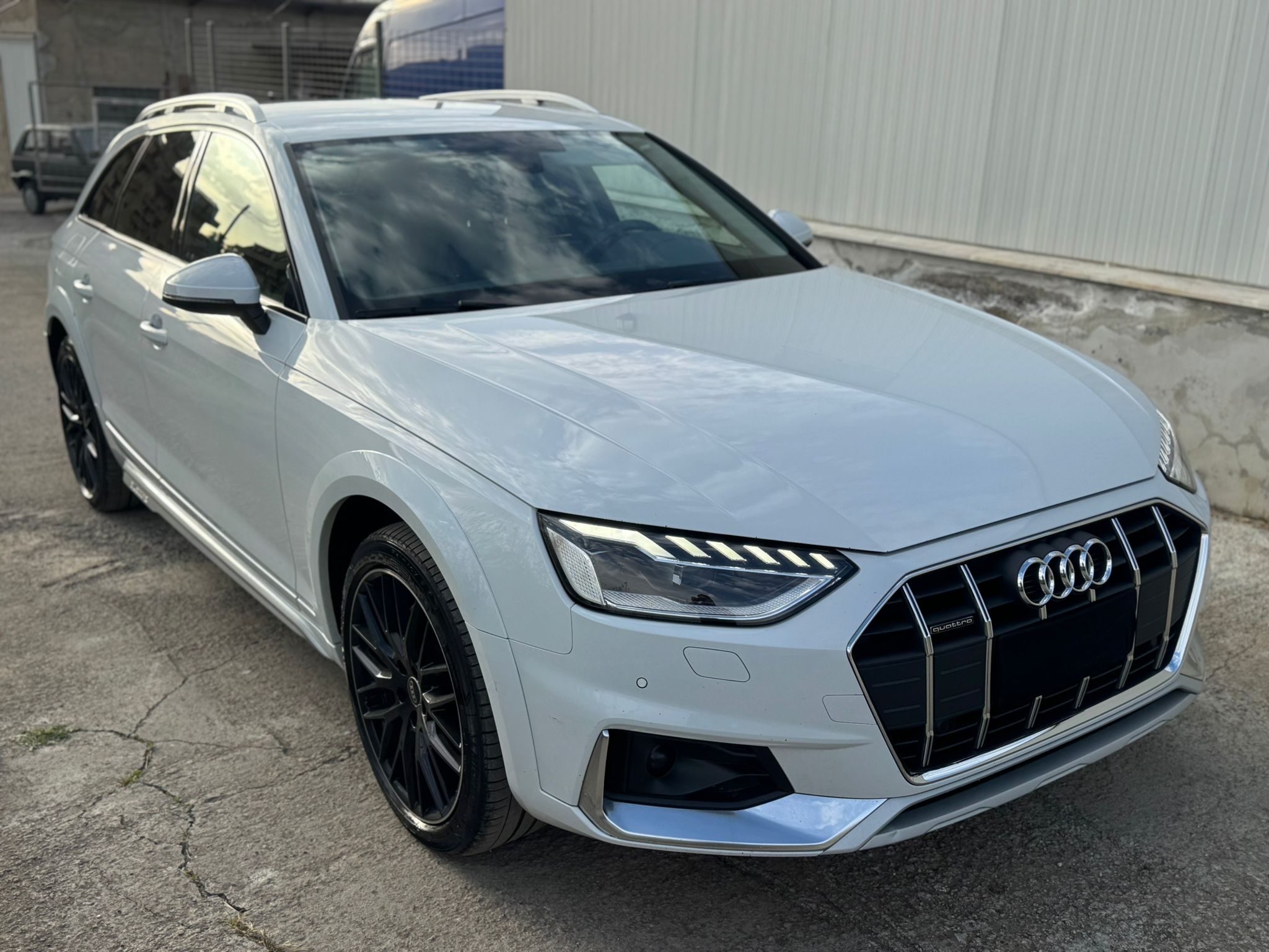 Audi A4 Allroad 40 TDI Business Sport - Quattro - Diesel - Automatic - 204 hp - 203.614 km Business Sport