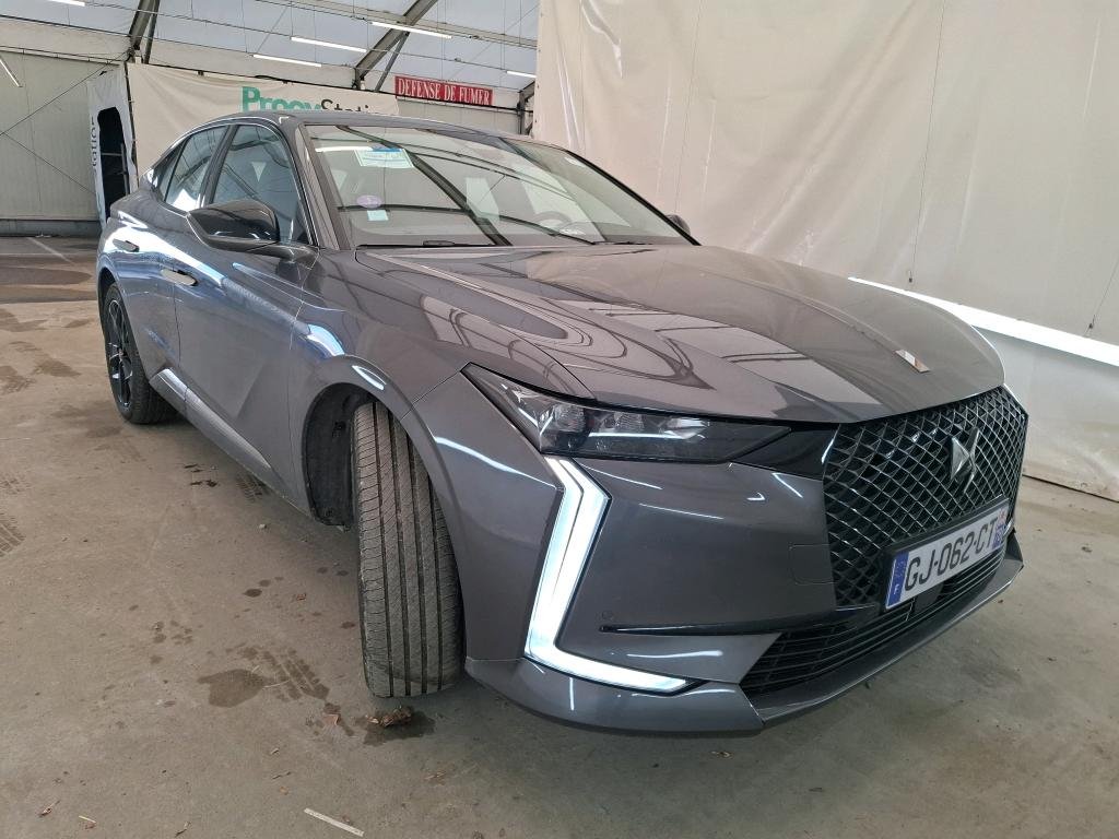 DS DS4 1.6 Performance Line - Hybrid - Automatic - 225 hp - 27.968 km Performance Line
