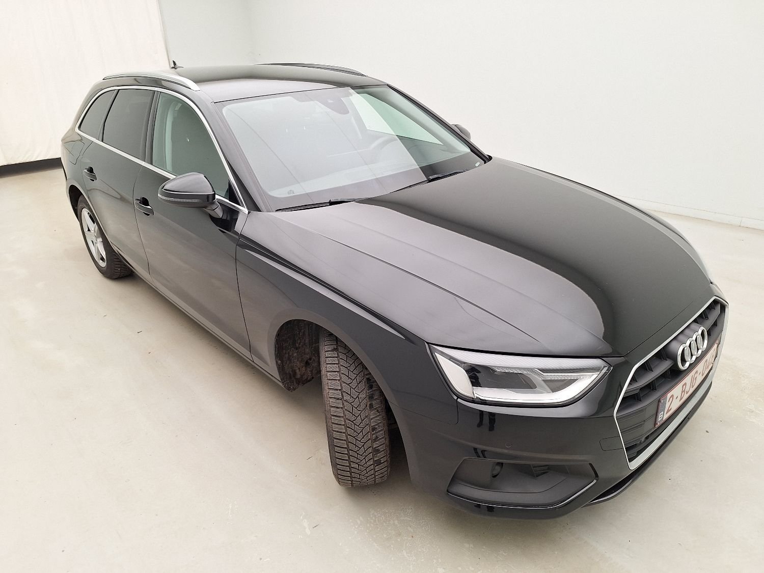 Audi A4 Avant 30 TDI Business - Diesel - Automatic - 136 hp - 121.534 km Business