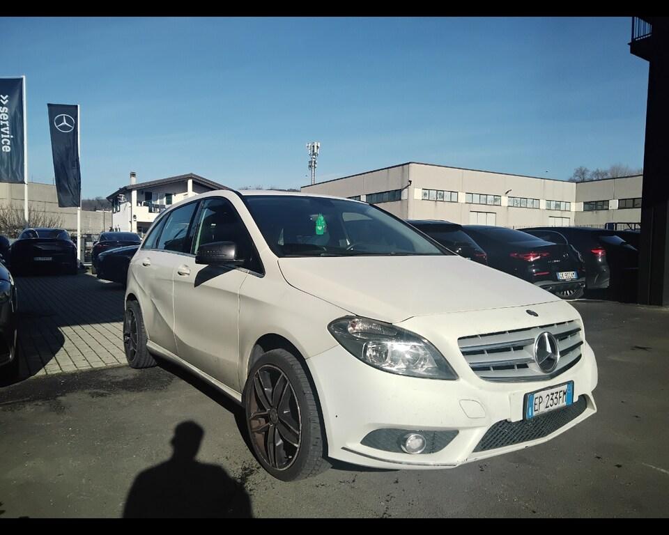 Mercedes-Benz B 180 CDI Premium - Diesel - Manual - 109 hp - 177.092 km Premium