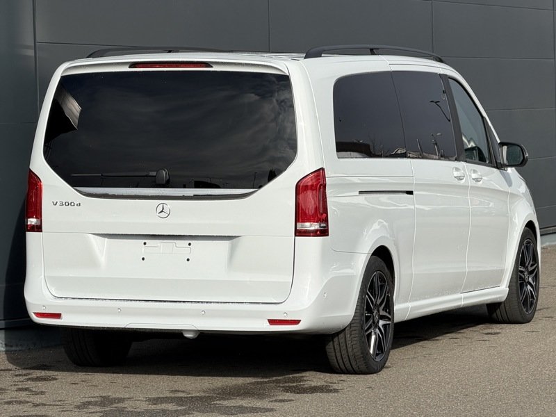 Mercedes-Benz V 300d AMG Line - Diesel - Automatic - 237 hp - 31.782 km