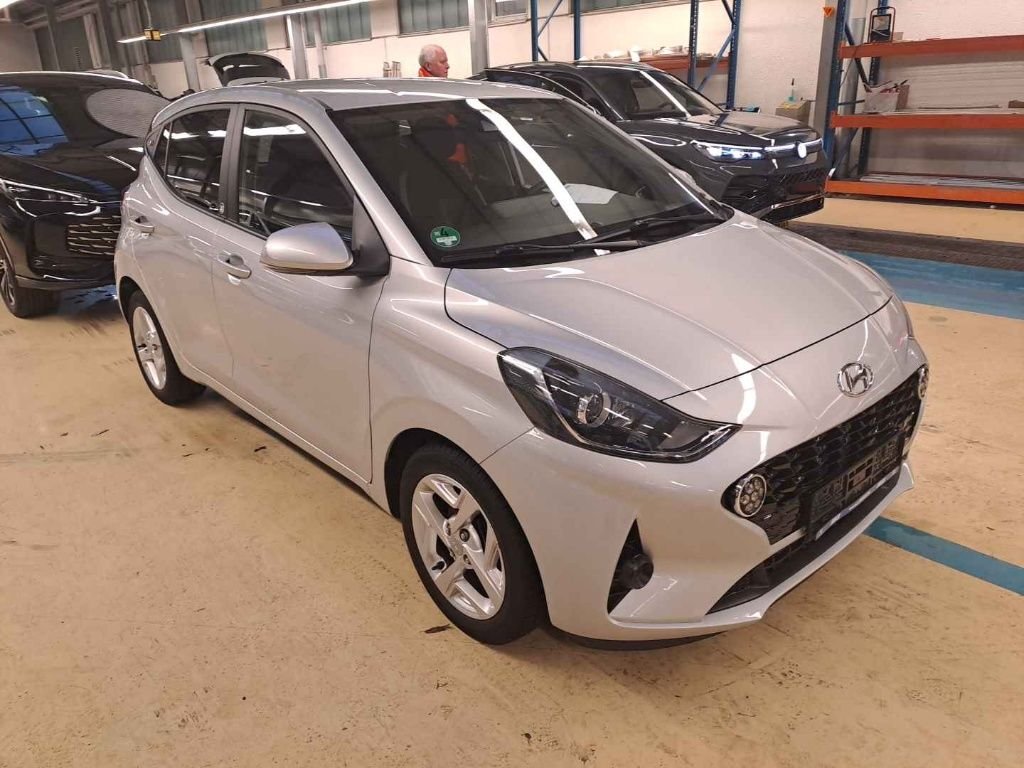 Hyundai i10 Edition 30  - Petrol - Manual - 66 hp - 51.000 km Edition 30 