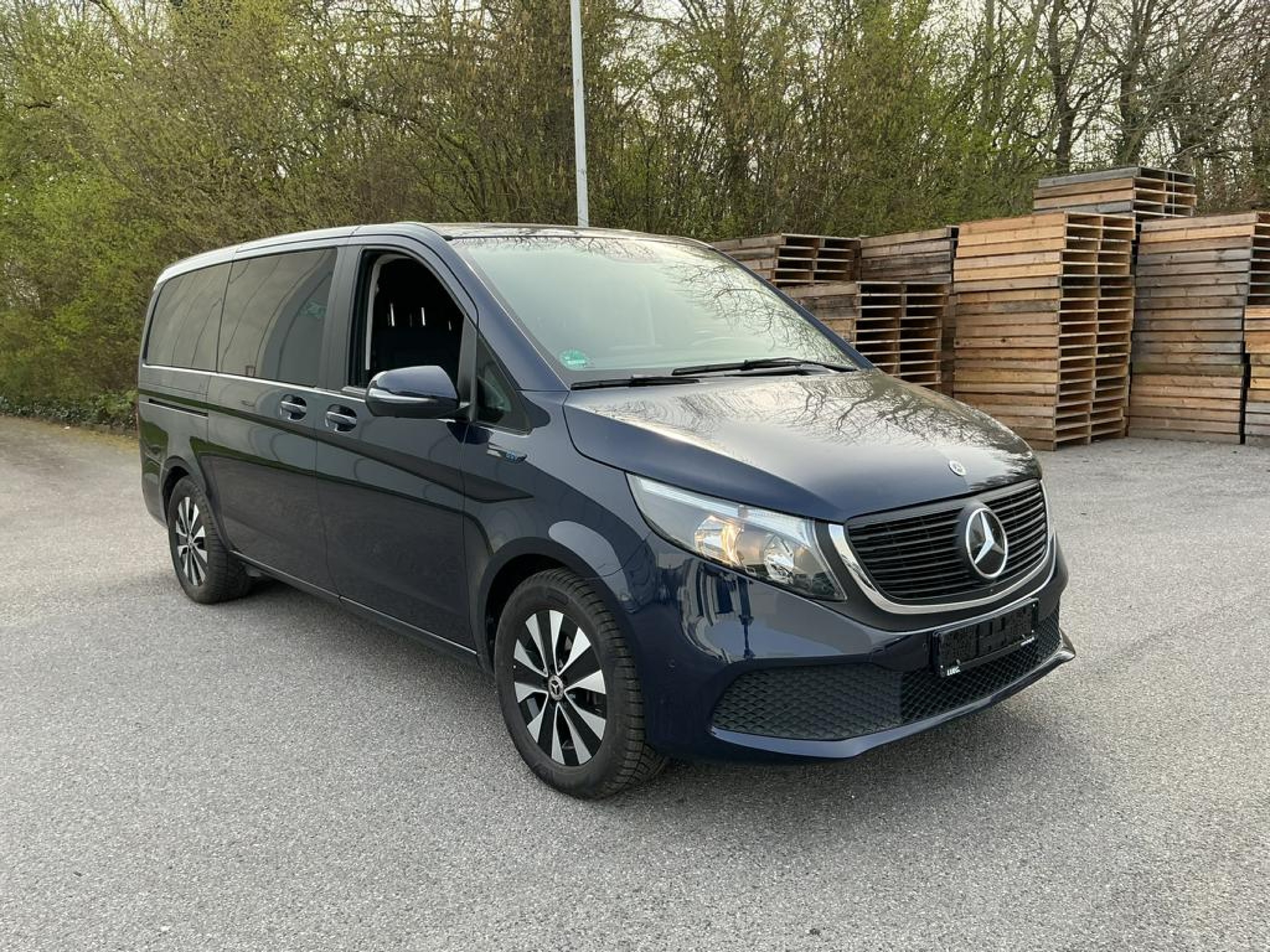 Mercedes-Benz EQV 300 - Electric - Automatic - 204 hp - 91.031 km 