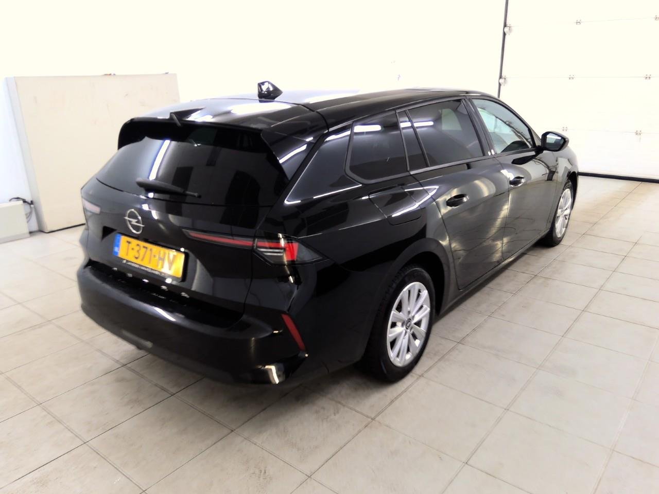 Opel Astra Sports Tourer 1.2 Business - Petrol - Manual - 131 hp - 68.387 km