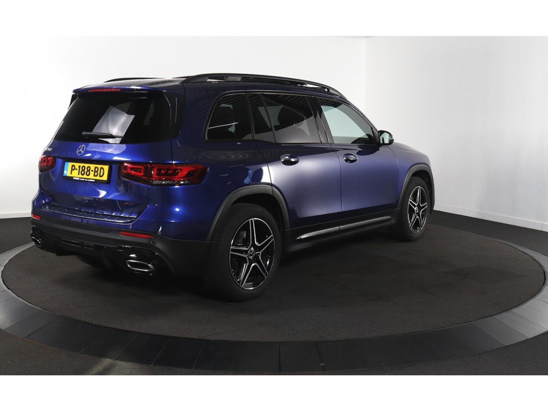 Mercedes-Benz GLB 200 Business Solution AMG - Petrol - Automatic - 163 hp - 125.955 km