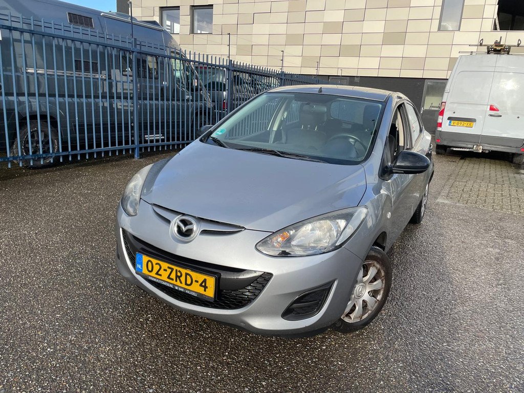 Mazda 2 1.3 - Petrol - Manual - 75 hp - 4.784 km