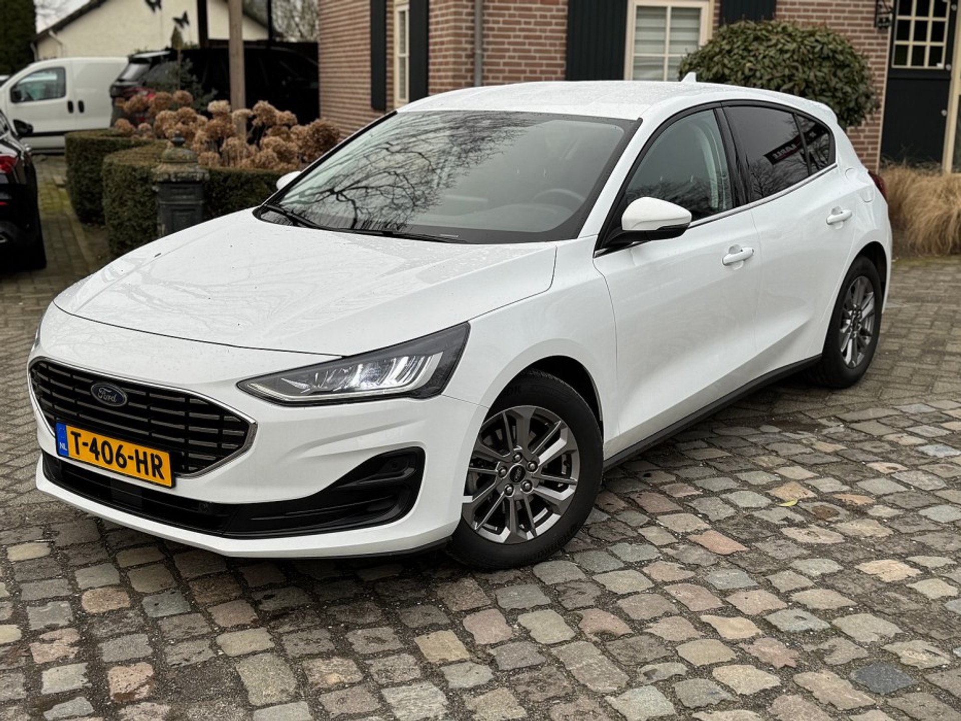 Ford Focus 1.0 EcoBoost Titanium - Petrol - Manual - 124 hp - 64.547 km