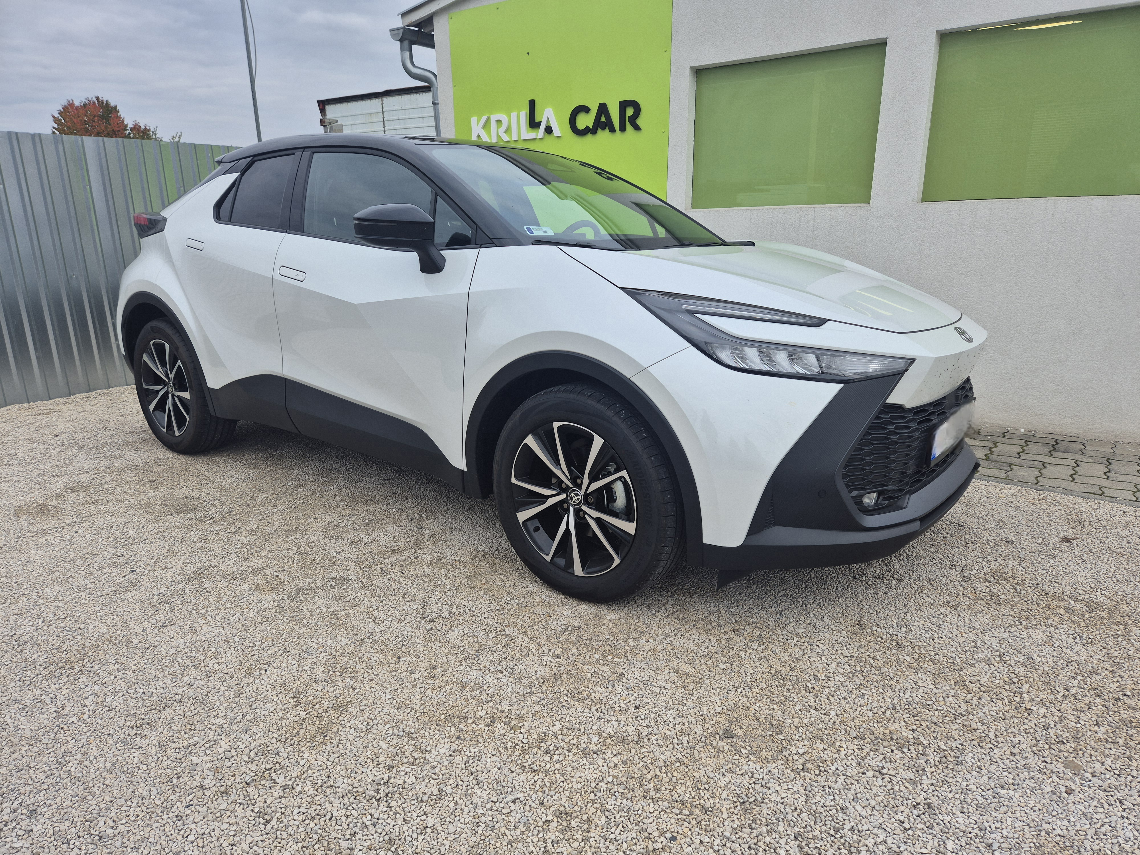 Toyota C-HR 2.0 Style - Petrol - Automatic - 152 hp - 45 km Style