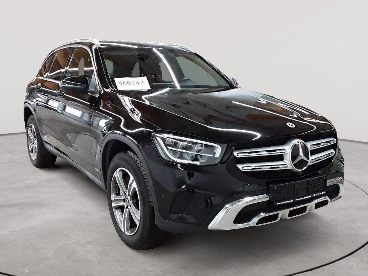 Mercedes-Benz GLC 300e - 4-Matic - Hybrid - Automatic - 211 hp - 156.744 km 