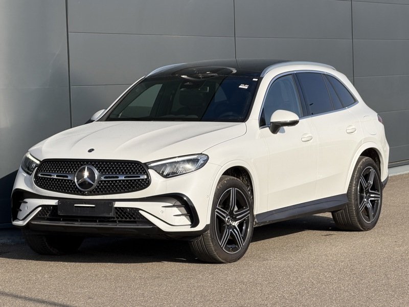 Mercedes-Benz GLC 300de AMG Line - 4-Matic - Hybrid - Automatic - 197 hp - 24.987 km AMG Line