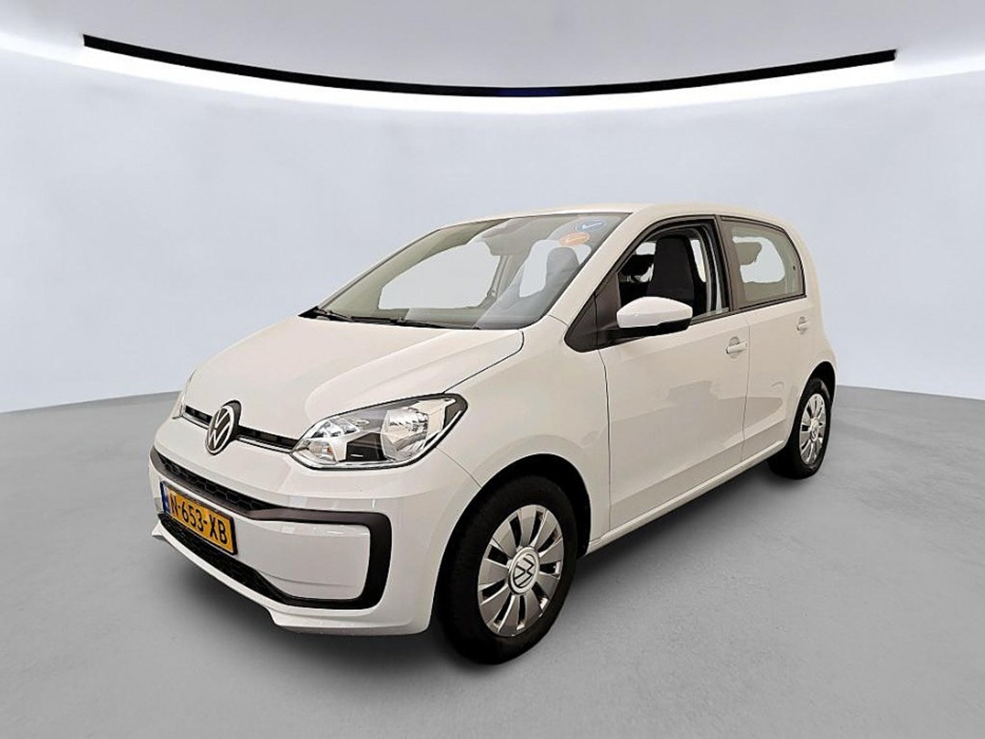 Volkswagen up! 1.0 - Petrol - Manual - 65 hp - 42.516 km