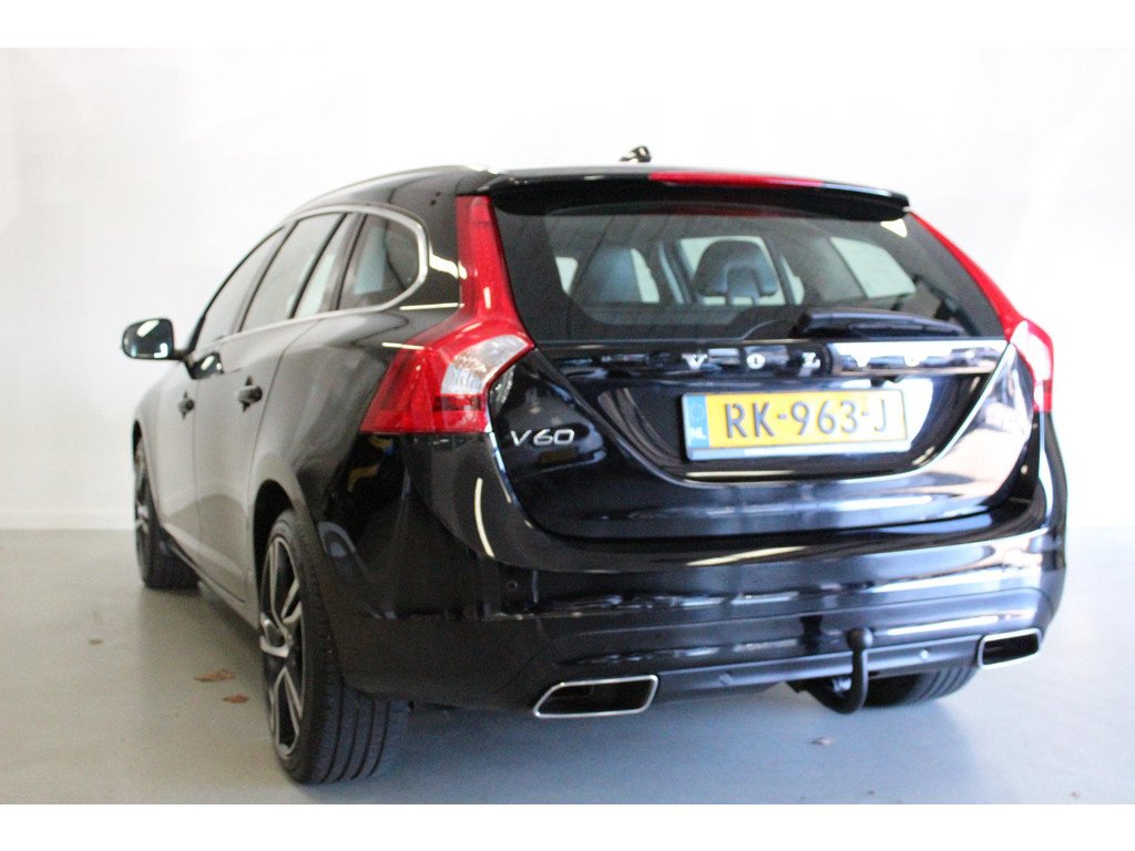 Volvo V60 D4 Nordic - Diesel - Automatic - 190 hp - 216.462 km