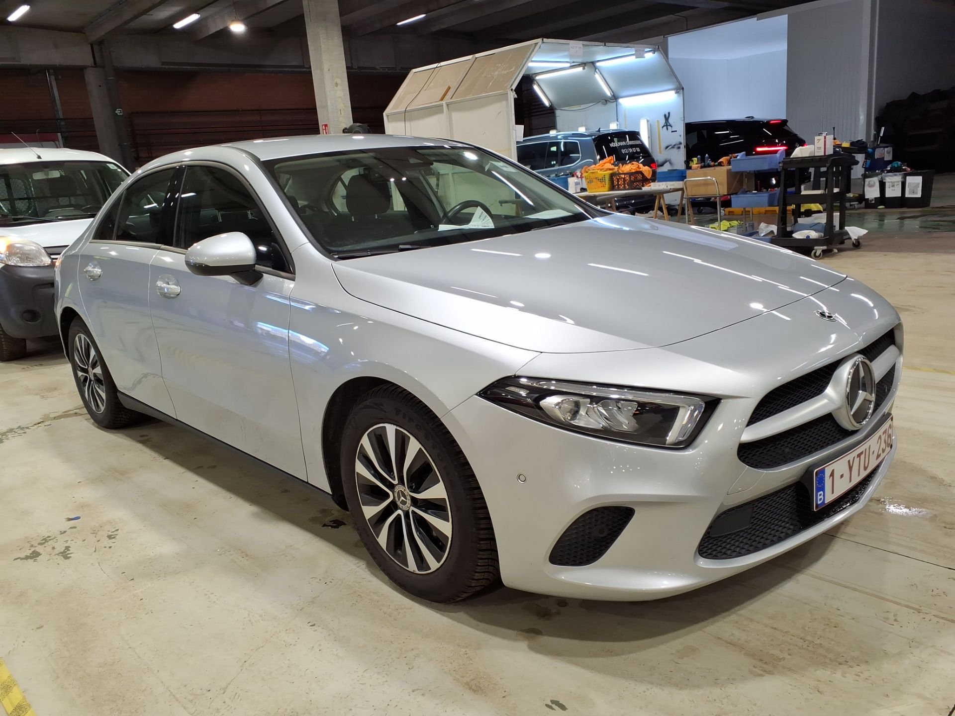 Mercedes-Benz A 180 Business Solution - Petrol - Automatic - 136 hp - 126.644 km Business Solution