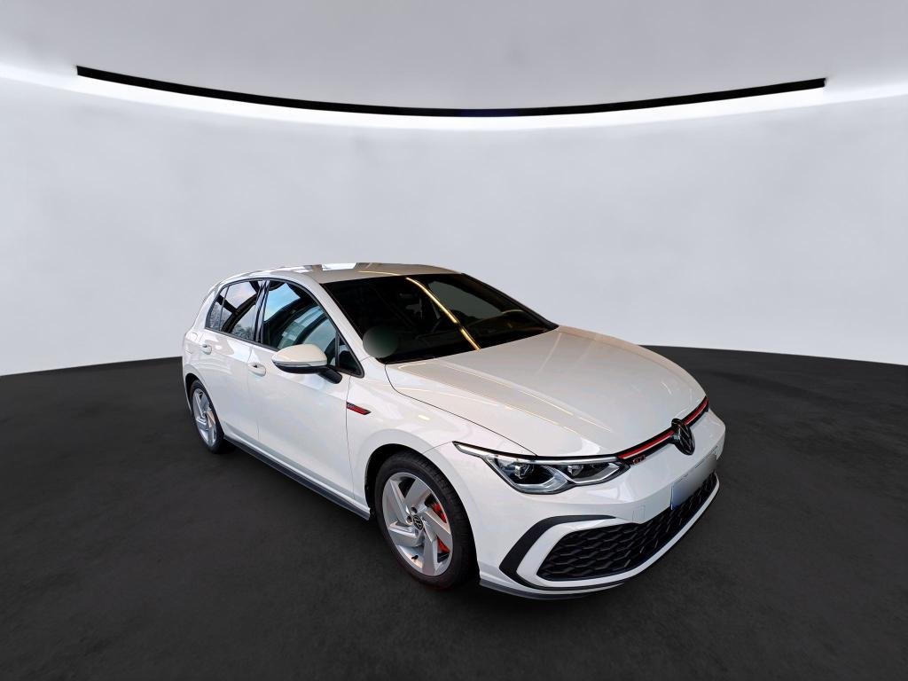Volkswagen Golf GTI 2.0 TSI - Petrol - Automatic - 245 hp - 13.351 km 