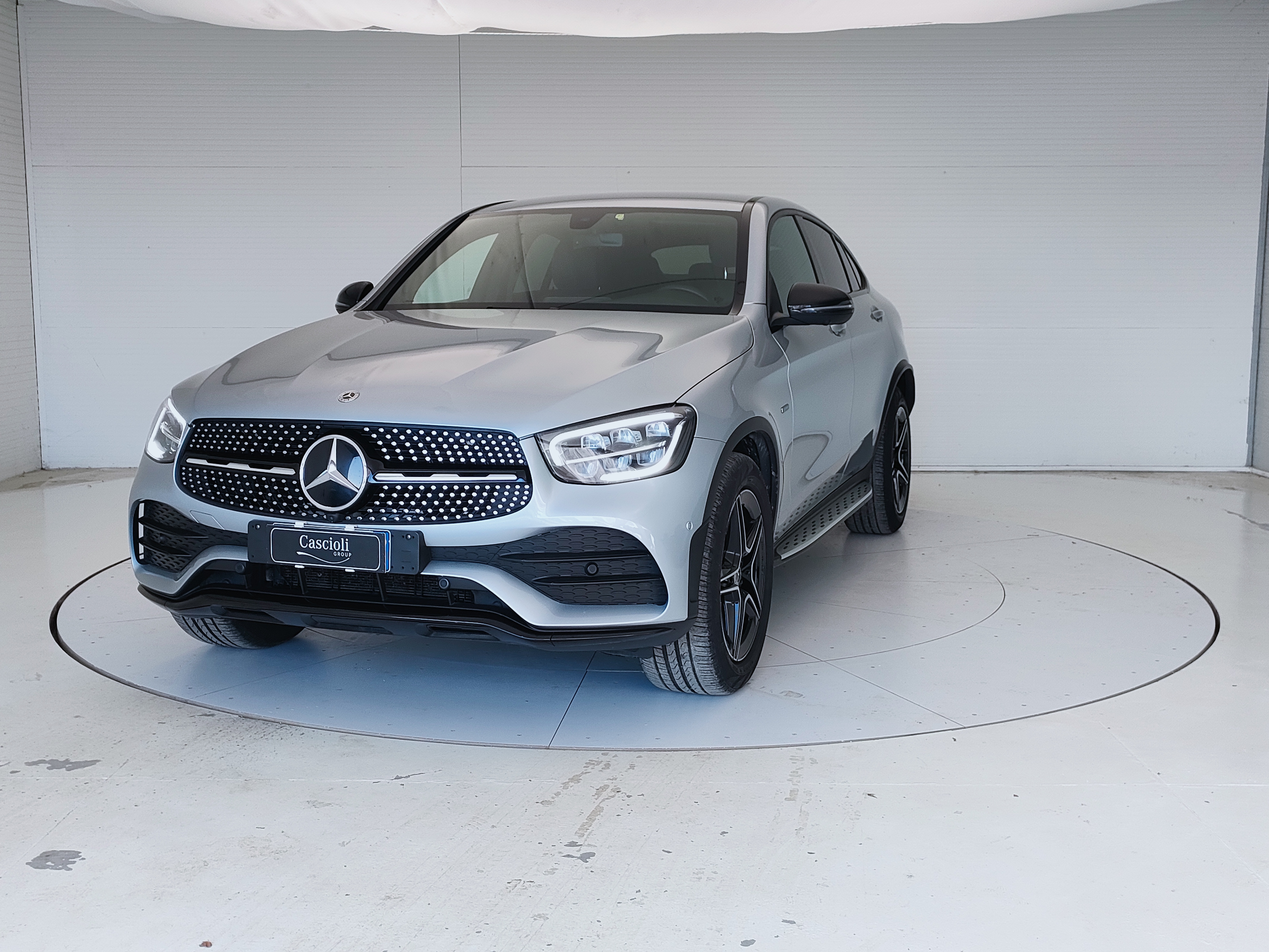 Mercedes-Benz GLC Coupé 300de Premium - 4-Matic - Hybrid - Automatic - 306 hp - 74.292 km Premium