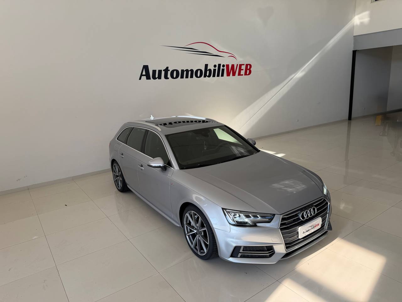 Audi A4 Avant 3.0 TDI Sport - Diesel - Automatic - 272 hp - 306.000 km Sport