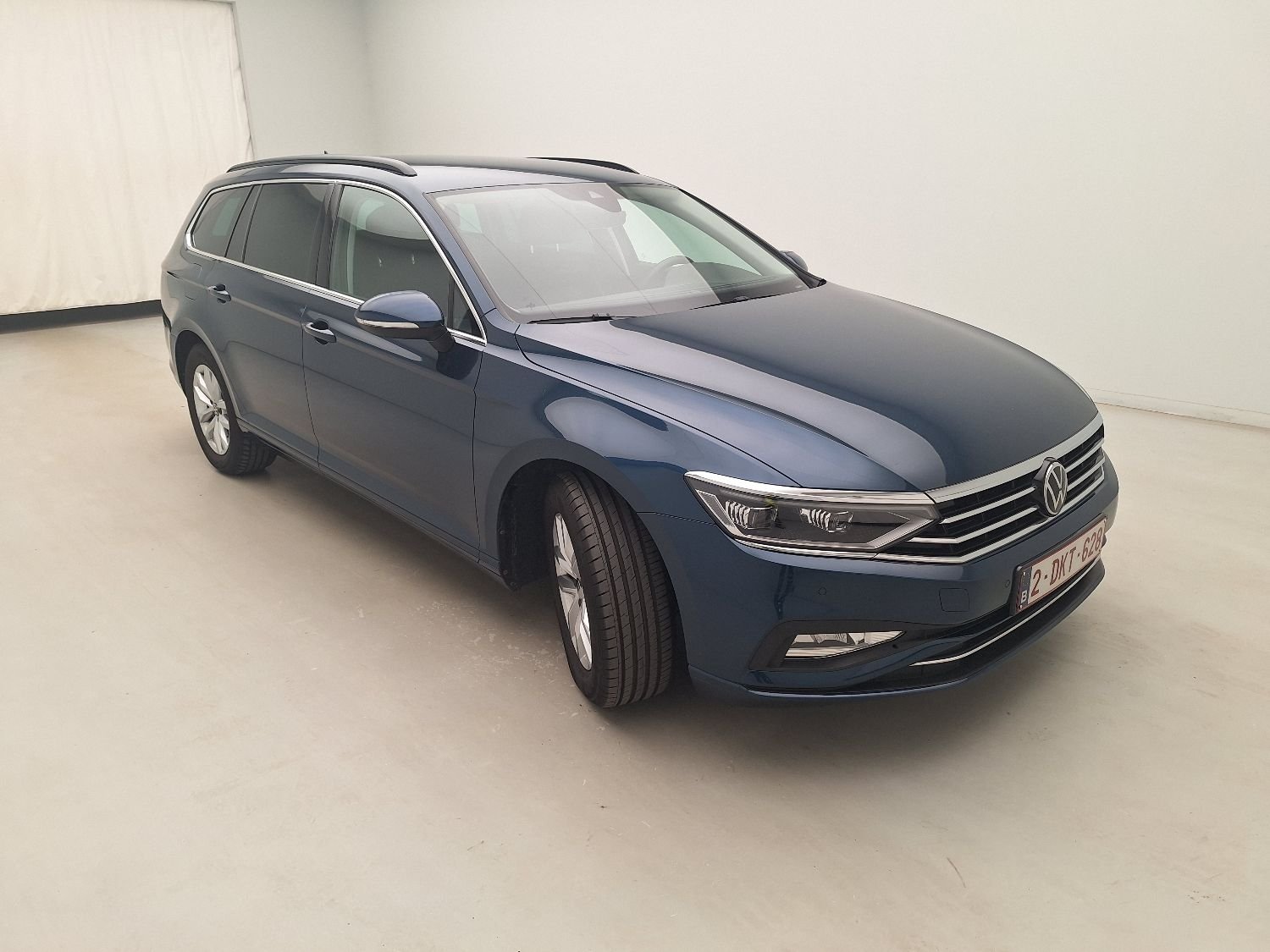 Volkswagen Passat Variant 1.5 TSI Style Business - Petrol - Automatic - 150 hp - 42.953 km Style Business