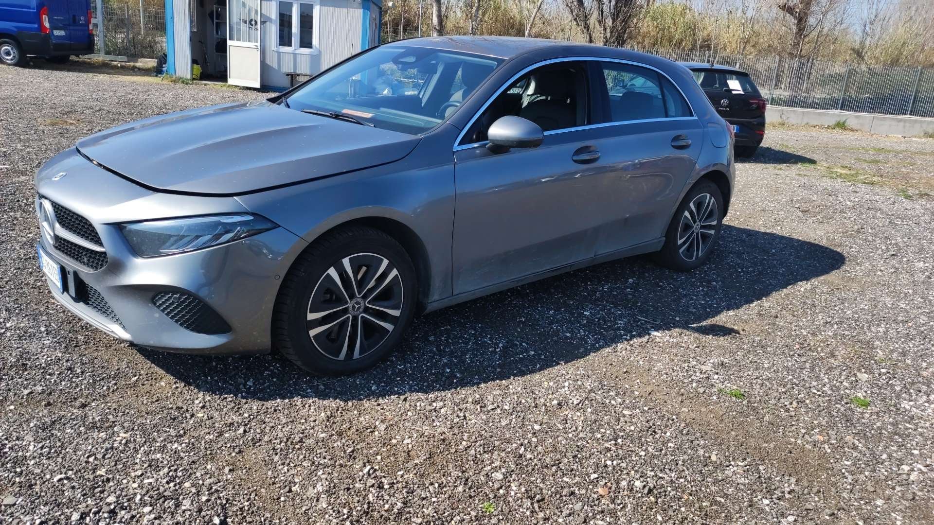 Mercedes-Benz A 250e Progressive - Hybrid - Mnul - 218 hp - 18.588 km