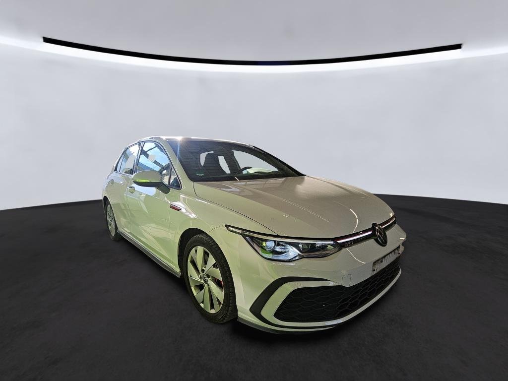 Volkswagen Golf GTI 2.0 TSI - Petrol - Automatic - 245 hp - 29.659 km 