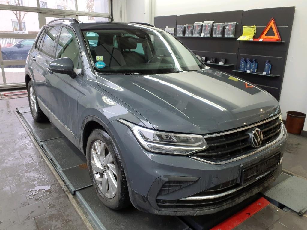 Volkswagen Tiguan 2.0 TDI Life - 4Motion - Diesel - Automatic - 150 hp - 94.991 km Life