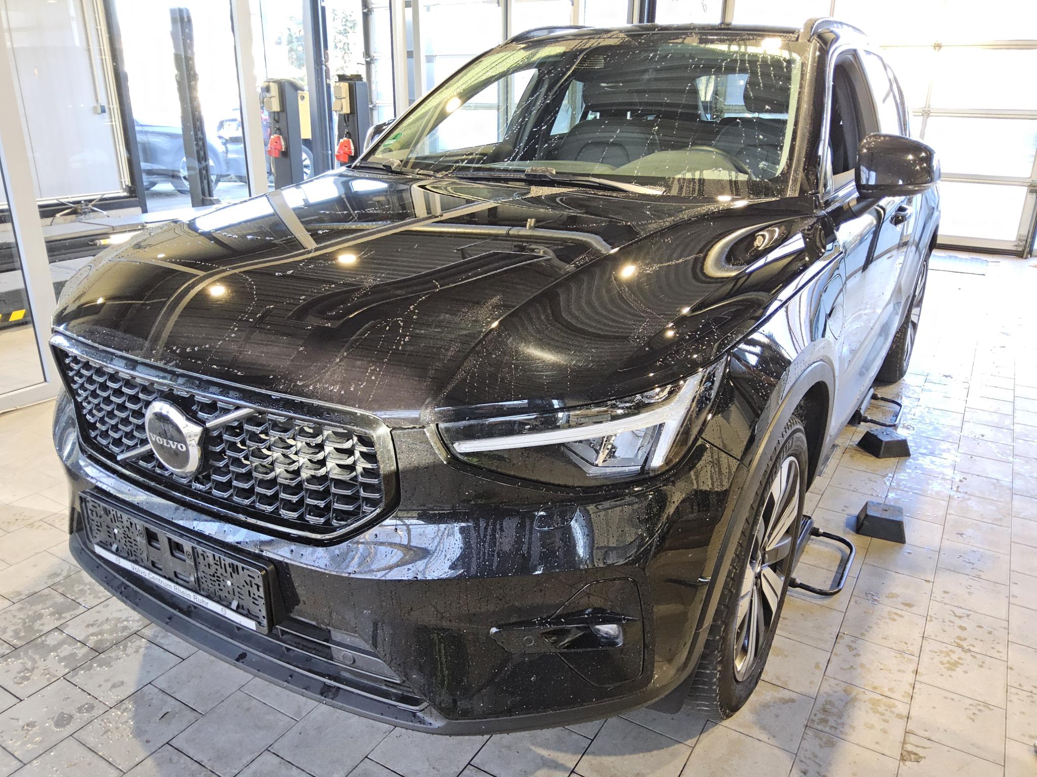 Volvo XC40 T5 Plus Dark - Hybrid - Automatic - 180 hp - 90.536 km Plus Dark