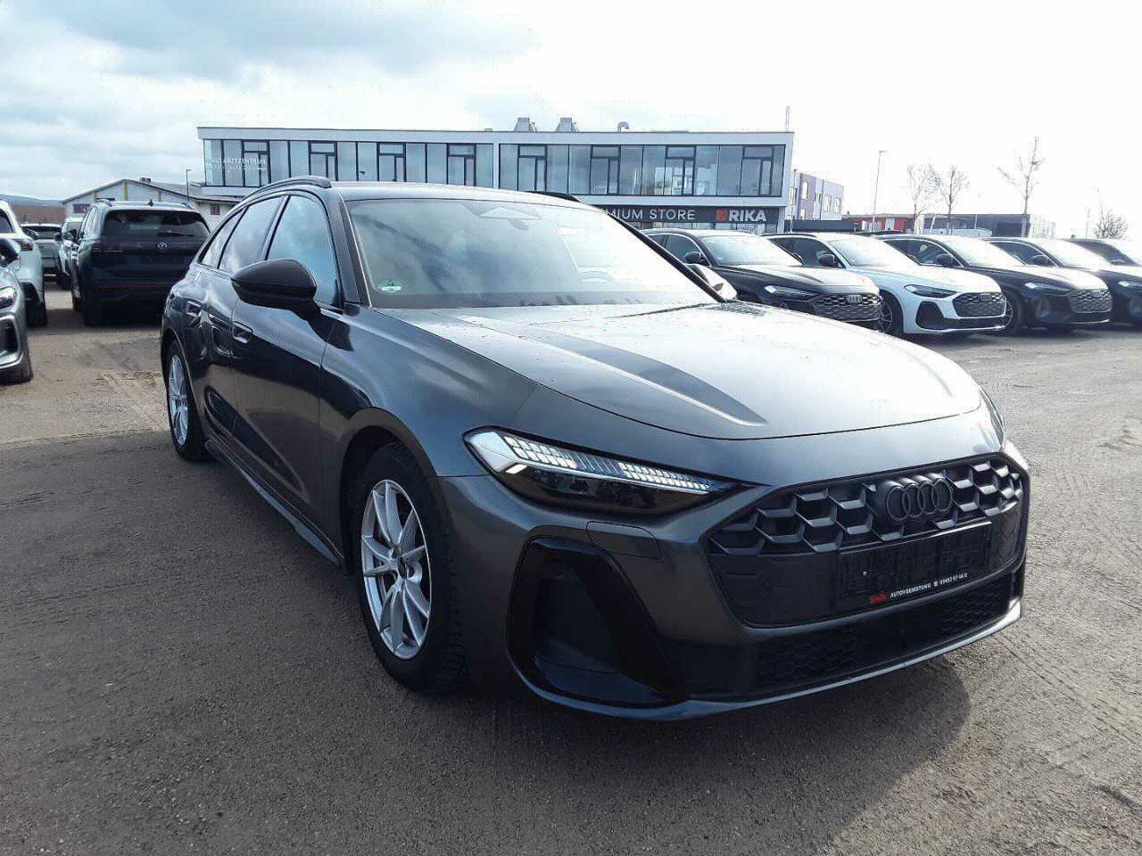 Audi A5 Avant S line - Diesel - Automatic - 204 hp - 18.813 km S line