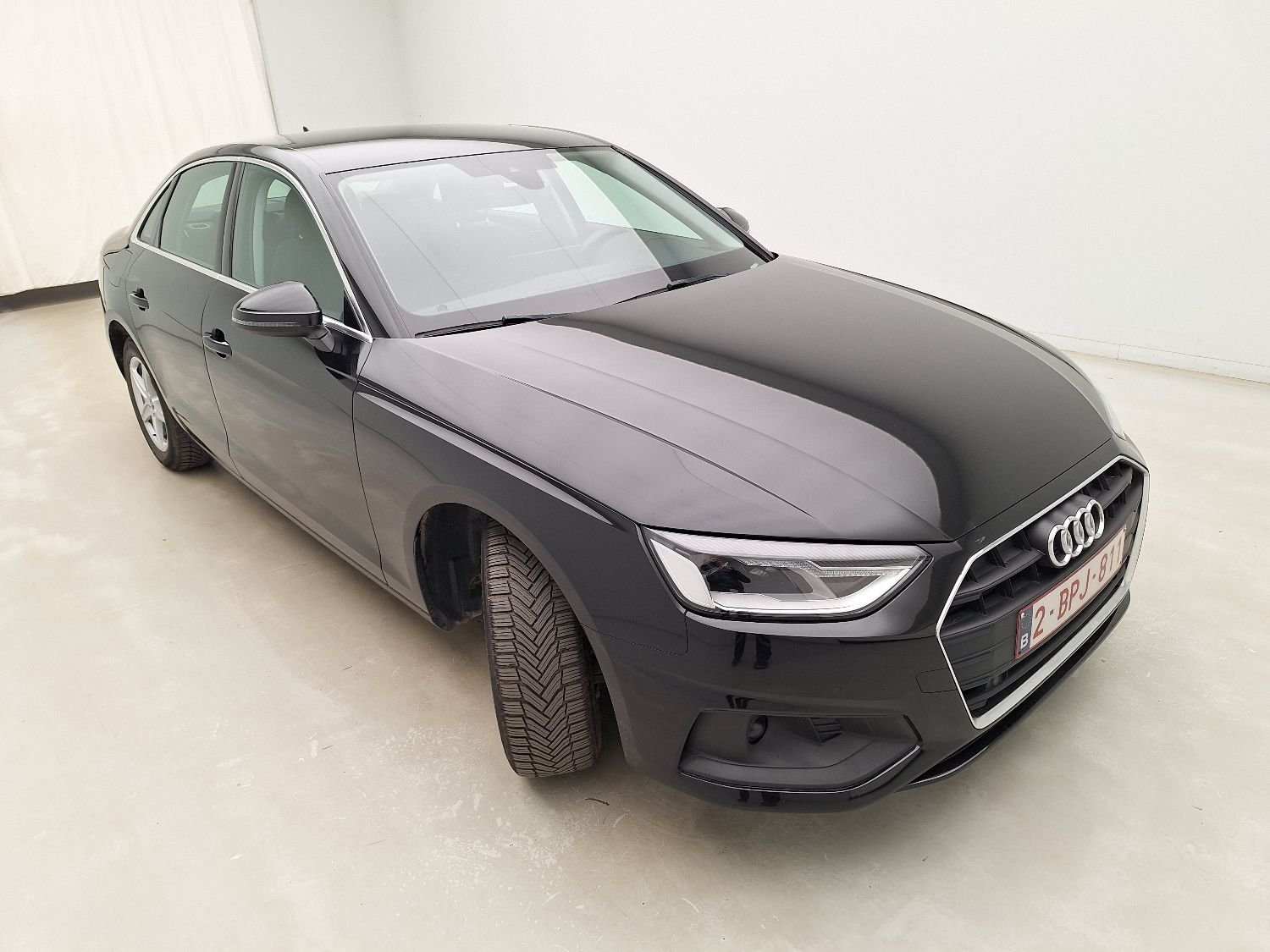 Audi A4 35 TFSI Attraction - Petrol - Automatic - 150 hp - 111.687 km Attraction