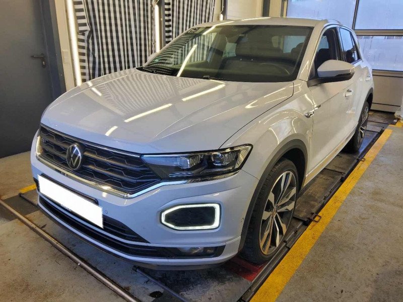 Volkswagen T-Roc 1.5 TSI Sport - Petrol - Automatic - 150 hp - 40.157 km