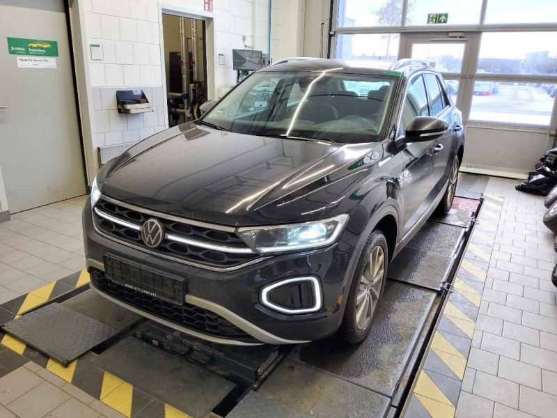 Volkswagen T-Roc 1.5 TSI Style - Petrol - Automatic - 150 hp - 13.946 km