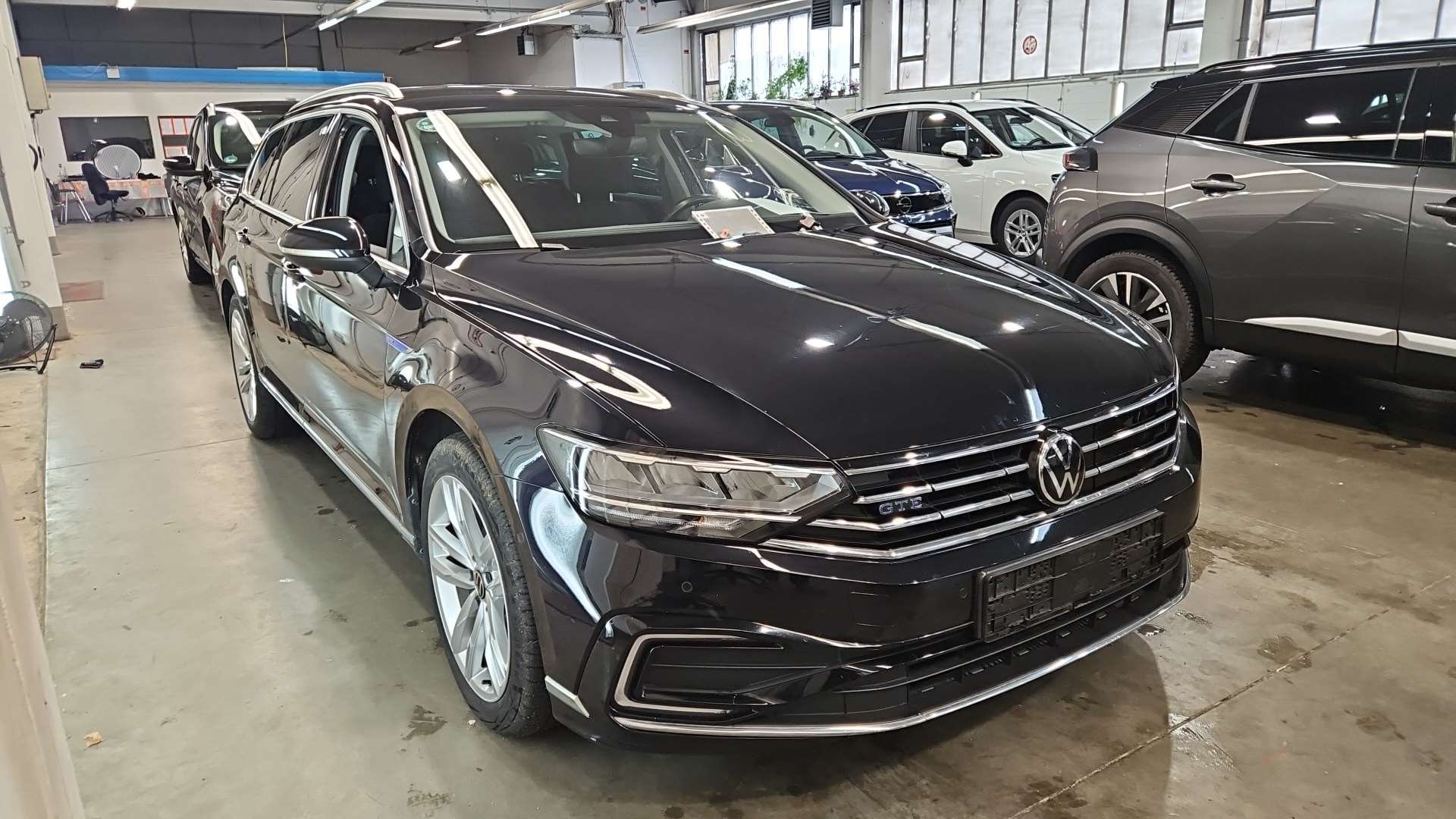 Volkswagen Passat Variant GTE 1.4 TSI - Hybrid - Automatic - 217 hp - 137.882 km 