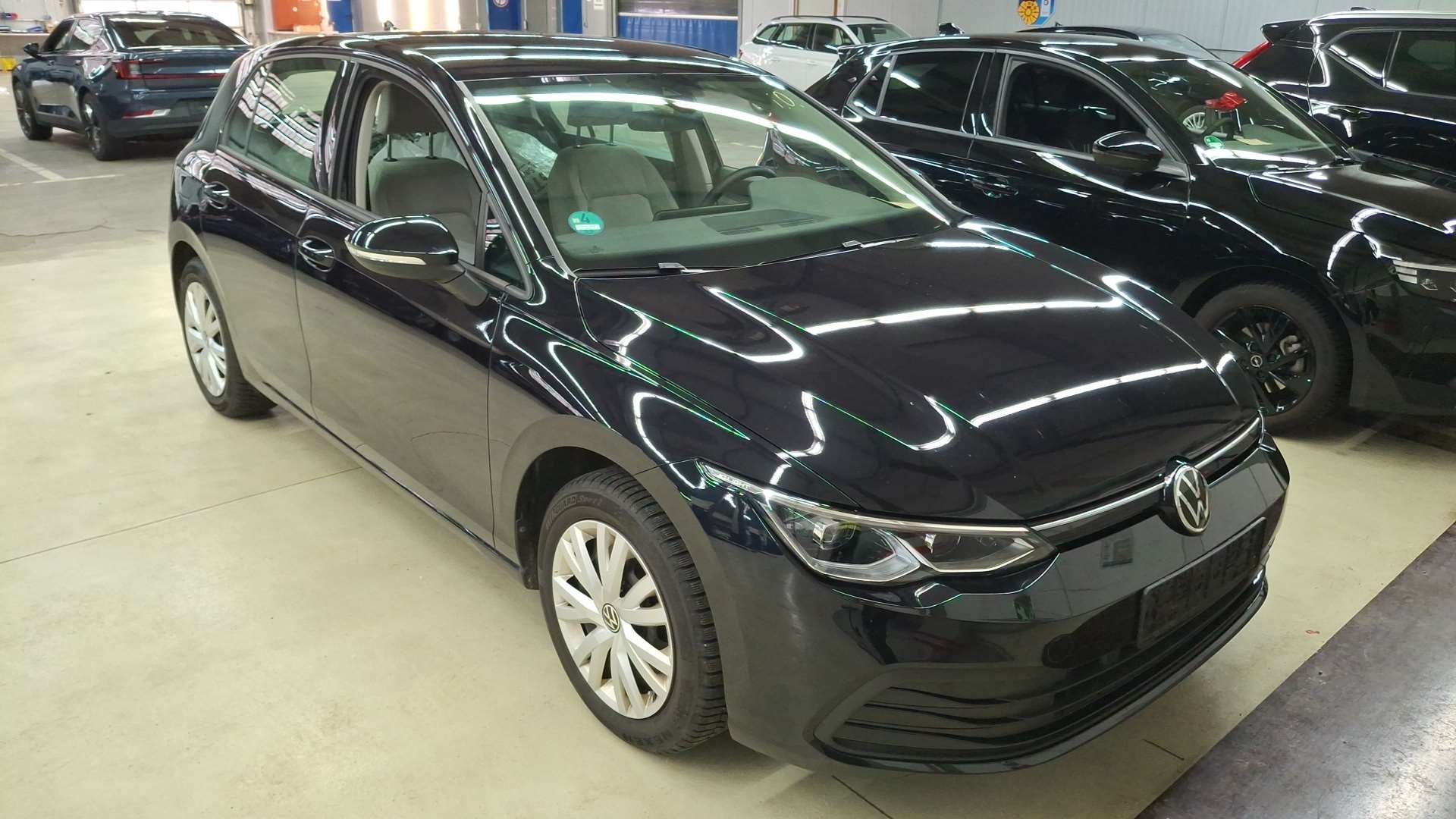 Volkswagen Golf 1.5 TSI Life - Petrol - Manual - 130 hp - 75.432 km Life
