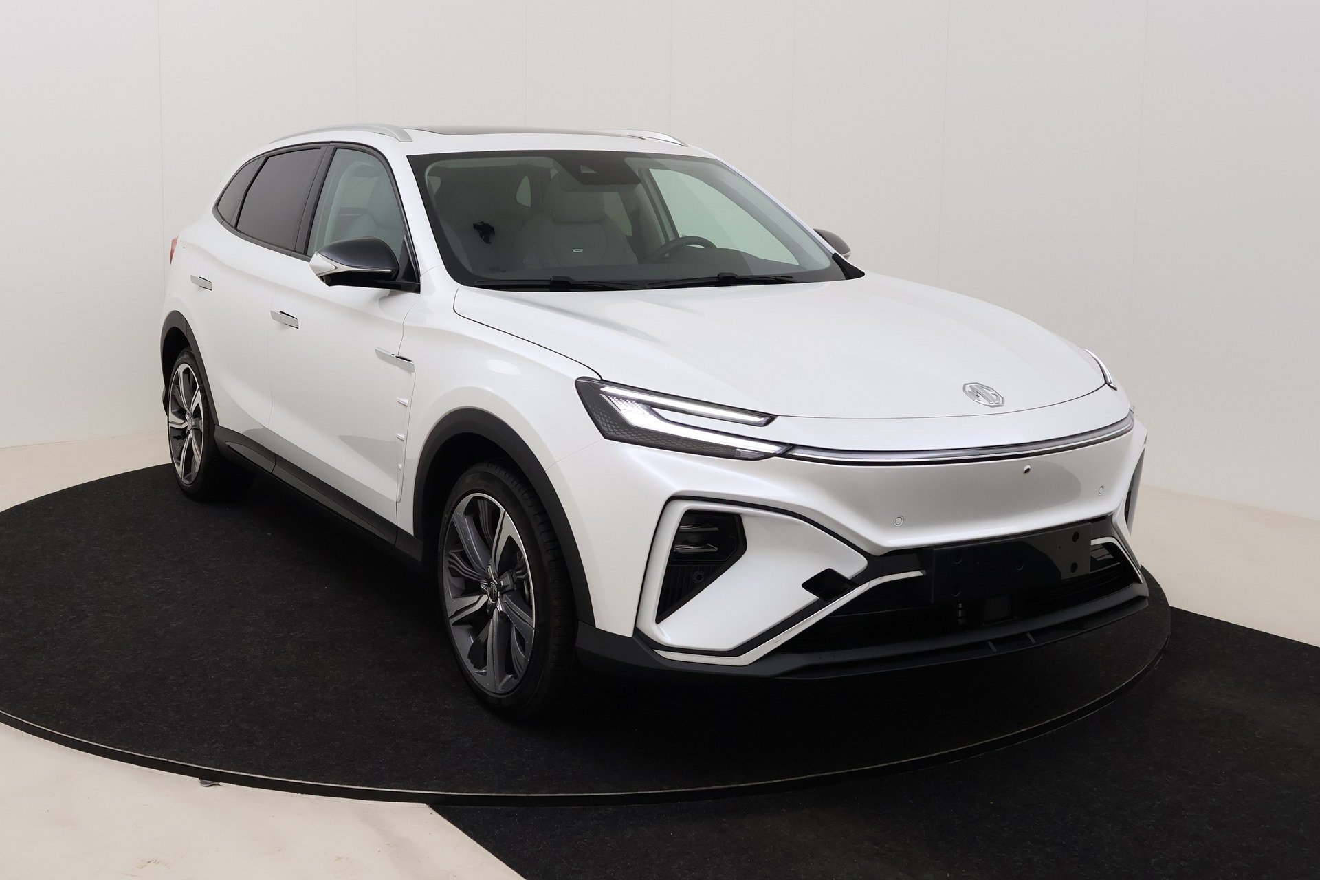 MG Marvel R 70 kWh Luxury 2025