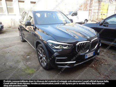 2021 BMW X5   
