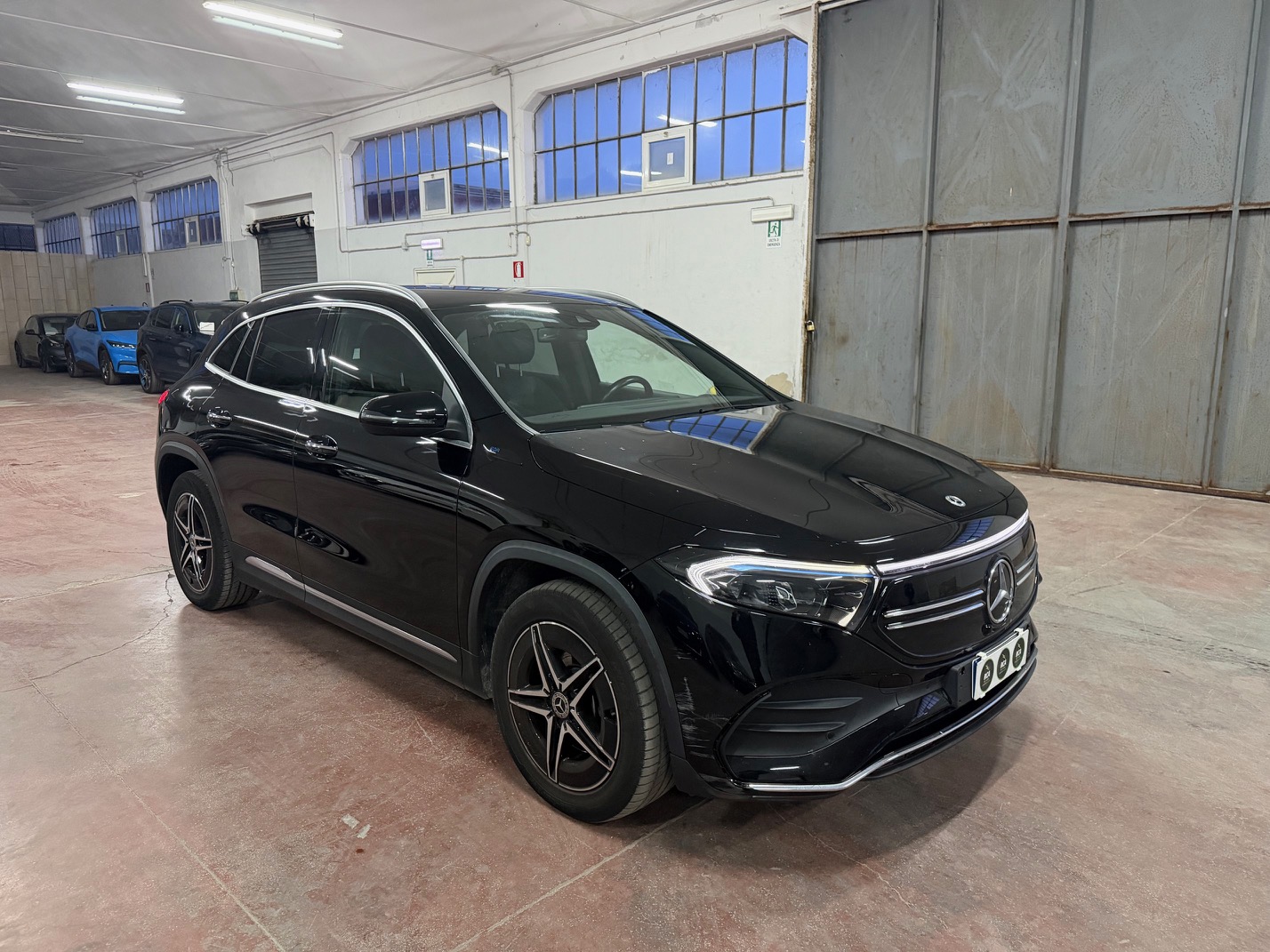 Mercedes-Benz EQA 300 Premium Plus - 4-Matic - Electric - Automatic - 228 hp - 89.010 km Premium Plus