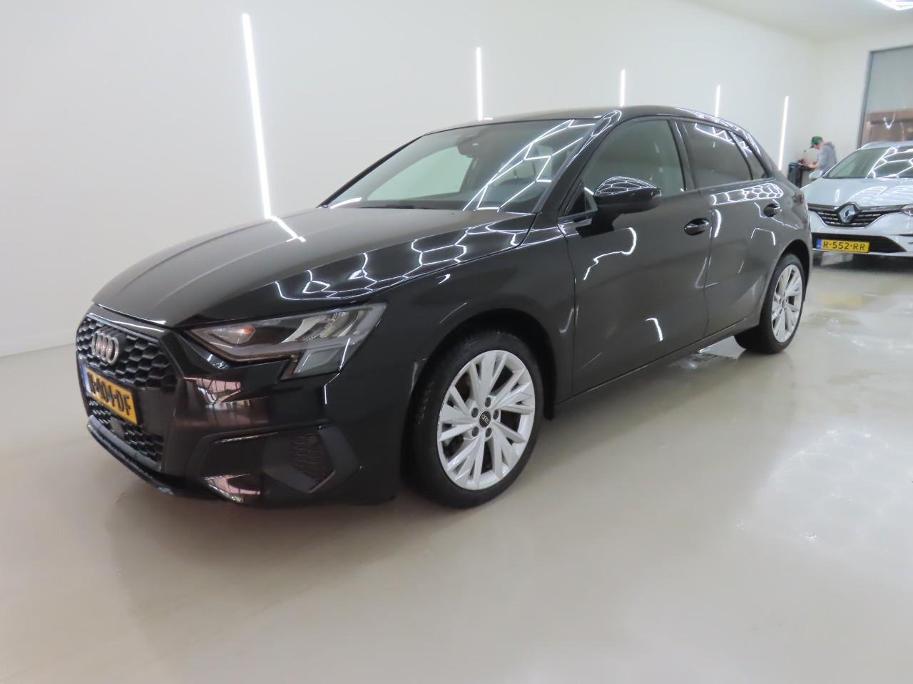 Audi A3 Sportback 30 TFSI Pro Line - Petrol - Manual - 110 hp - 116.977 km