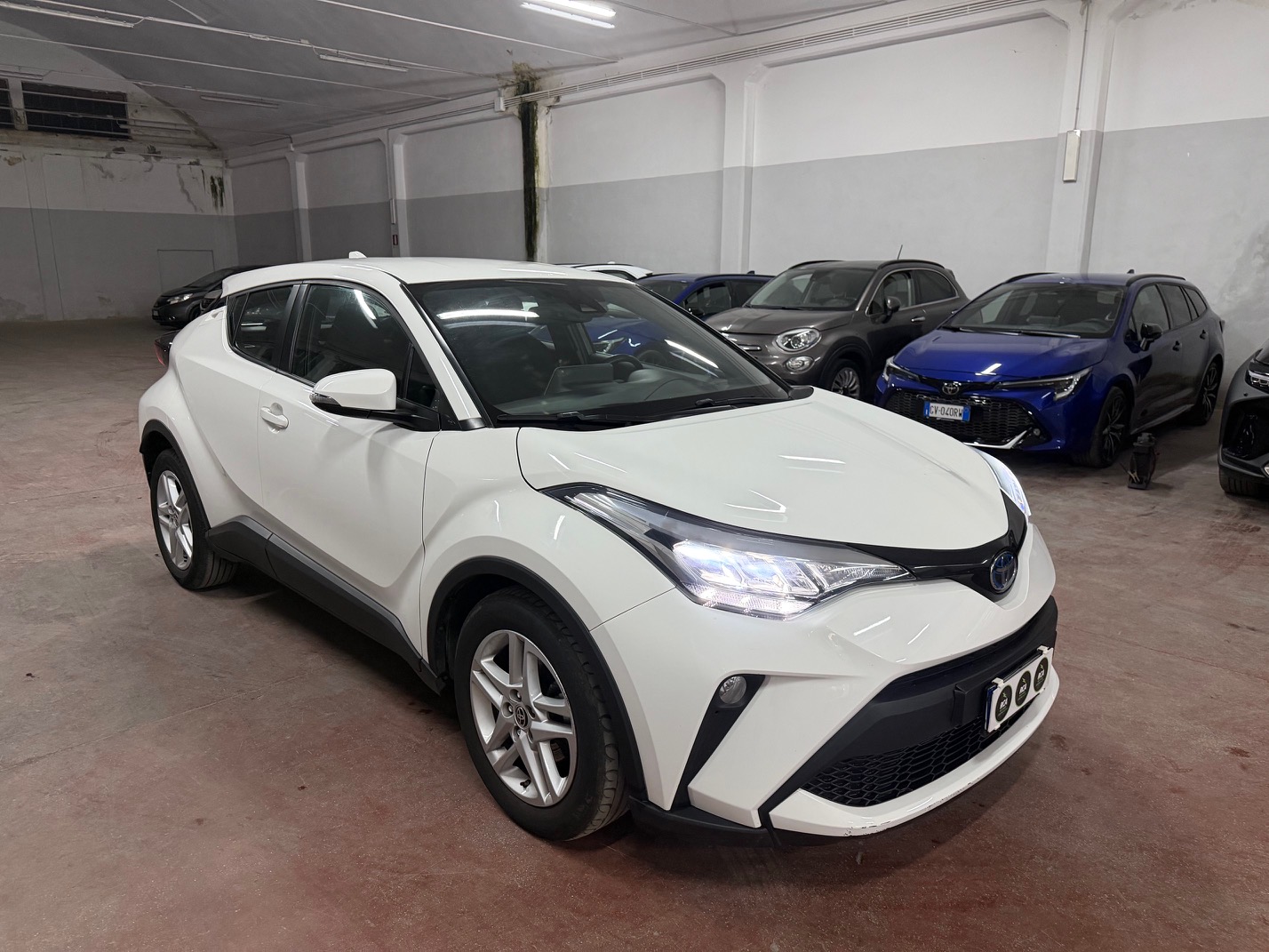 Toyota C-HR 1.8 Active - Hybrid - Automatic - 122 hp - 69.957 km Active