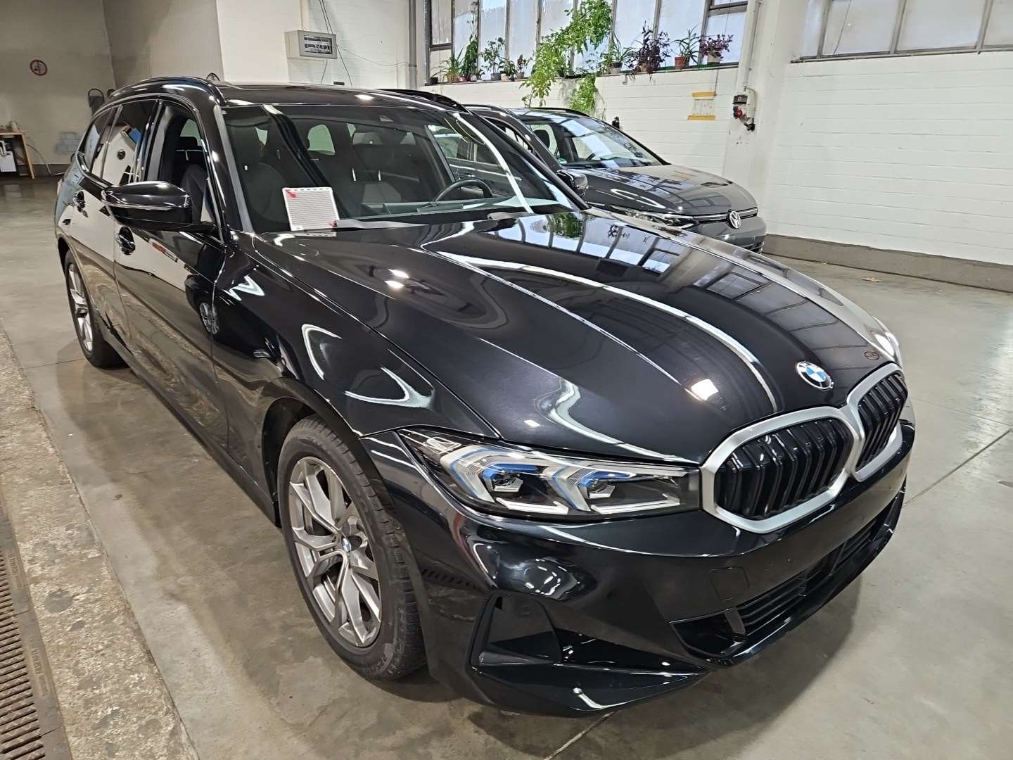 BMW 3 Series Touring 318d - Diesel - Automatic - 150 hp - 68.341 km 