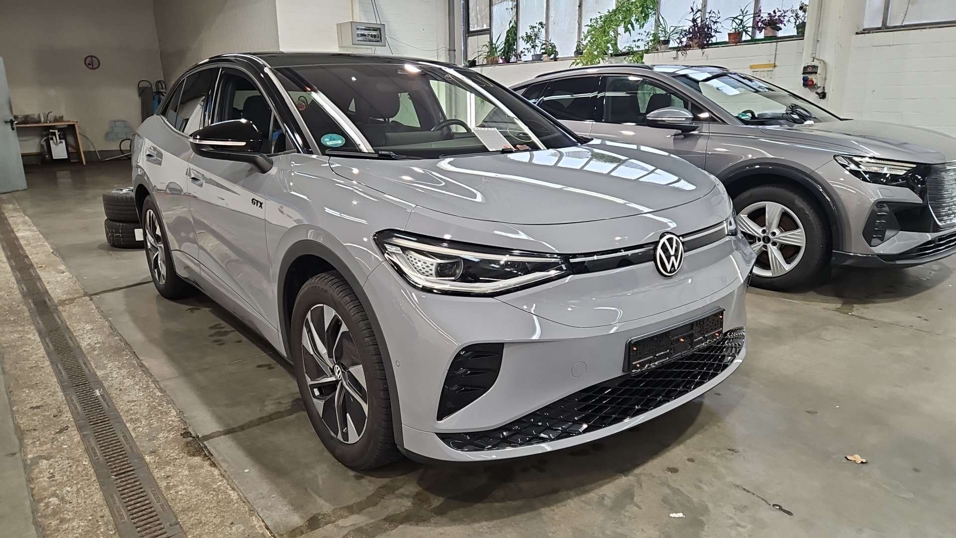 Volkswagen ID.5 GTX 77 kWh - 4Motion - Electric - Automatic - 340 hp - 27.502 km 