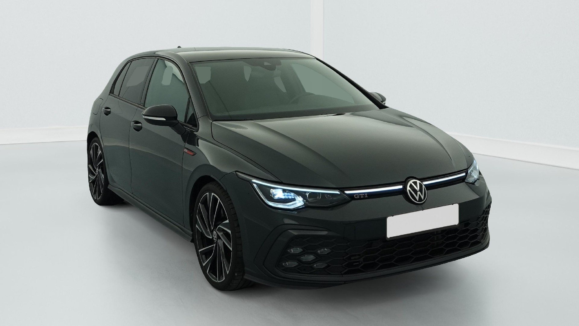 2022 Volkswagen Golf   